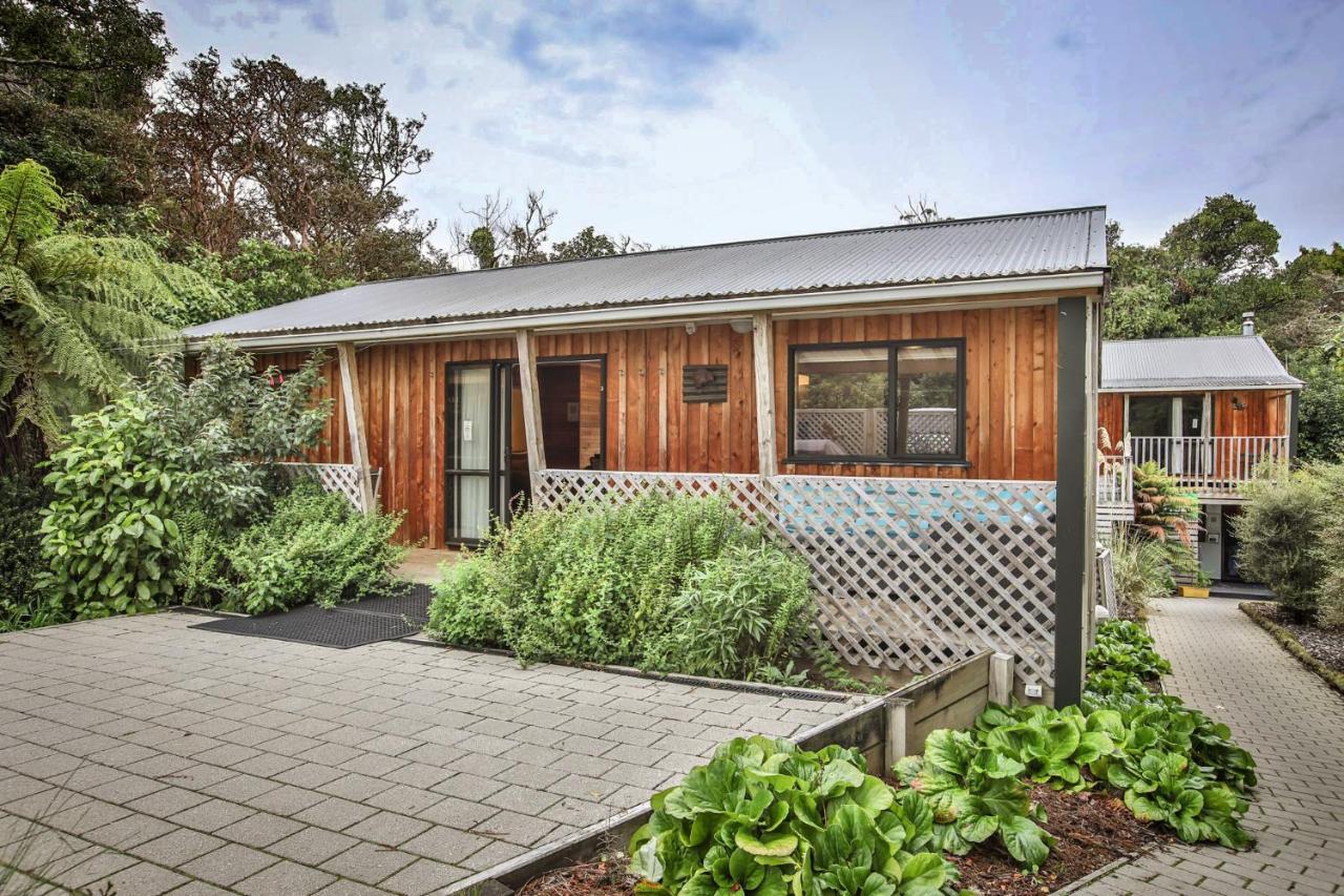 Kaka Retreat Motel, Stewart Island Half-moon Bay Ngoại thất bức ảnh
